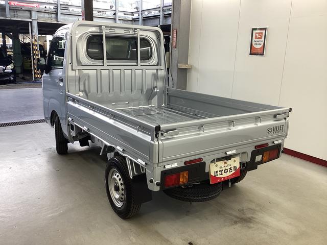 ハイゼットトラック スタンダード　衝突被害軽減ブレーキ　横滑り防止装置　４ＷＤ　ＣＶＴ　エアコン　パワステ　ラジオ　オートハイビーム　アイドリングストップ　オートライト　マット　バイザー（9枚目）