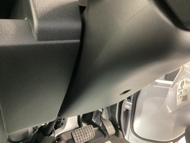 ハイゼットトラック スタンダード　衝突被害軽減ブレーキ　横滑り防止装置　４ＷＤ　ＣＶＴ　エアコン　パワステ　ラジオ　オートハイビーム　アイドリングストップ　オートライト　マット　バイザー（30枚目）