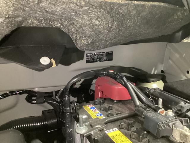 タント Ｘ　衝突被害軽減ブレーキ　横滑り防止装置　オートハイビーム　アイドリングストップ　ステアリングスイッチ　オートライト　キーフリーシステム　オートエアコン　バックカメラ（18枚目）