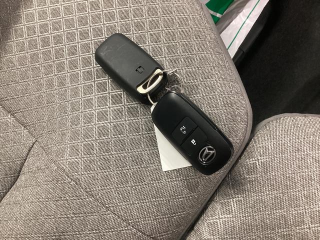 タント Ｘ　衝突被害軽減ブレーキ　横滑り防止装置　オートハイビーム　アイドリングストップ　ステアリングスイッチ　オートライト　キーフリーシステム　オートエアコン　バックカメラ（34枚目）