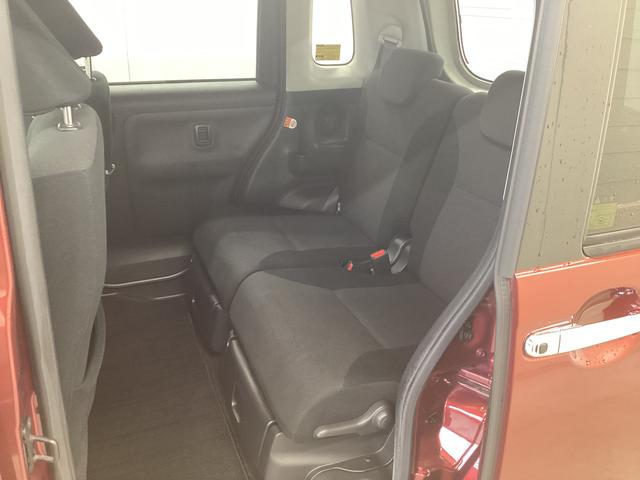 ムーヴキャンバス Ｇブラックインテリアリミテッド　ＳＡＩＩＩ　衝突被害軽減ブレーキ　横滑り防止装置　オートハイビーム　アイドリングストップ　ステアリングスイッチ　キーフリー　オートエアコン　ナビ　パノラマカメラ　ＥＴＣ　　社外ドラレコ　マット　バイザー（14枚目）