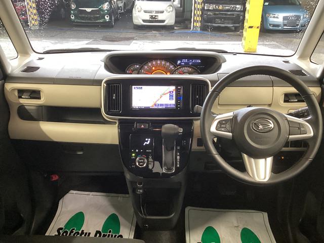 ムーヴキャンバス Ｇブラックインテリアリミテッド　ＳＡＩＩＩ　衝突被害軽減ブレーキ　横滑り防止装置　オートハイビーム　アイドリングストップ　ステアリングスイッチ　キーフリー　オートエアコン　ナビ　パノラマカメラ　ＥＴＣ　　社外ドラレコ　マット　バイザー（16枚目）