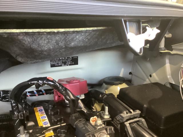 タント ファンクロス　衝突被害軽減ブレーキ　横滑り防止装置　４ＷＤ　オートハイビーム　アイドリングストップ　ステアリングスイッチ　オートライト　キーフリーシステム　オートエアコン　ディスプレイオーディオ　バックカメラ（18枚目）