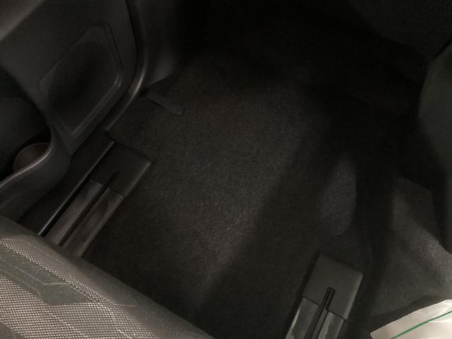 タント ファンクロス　衝突被害軽減ブレーキ　横滑り防止装置　４ＷＤ　オートハイビーム　アイドリングストップ　ステアリングスイッチ　オートライト　キーフリーシステム　オートエアコン　ディスプレイオーディオ　バックカメラ（25枚目）