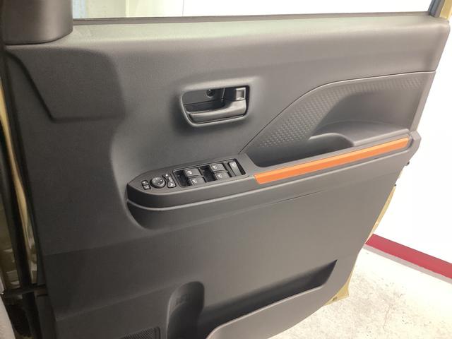 タント ファンクロス　衝突被害軽減ブレーキ　横滑り防止装置　４ＷＤ　オートハイビーム　アイドリングストップ　ステアリングスイッチ　オートライト　キーフリーシステム　オートエアコン　ディスプレイオーディオ　バックカメラ（35枚目）