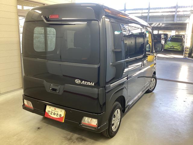 アトレー ＲＳ　衝突被害軽減ブレーキ　横滑り防止装置　４ＷＤ　オートハイビーム　アイドリングストップ　ステアリングスイッチ　オートライト　キーフリーシステム　オートエアコン　バックカメラ（8枚目）