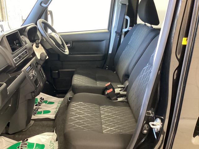 アトレー ＲＳ　衝突被害軽減ブレーキ　横滑り防止装置　４ＷＤ　オートハイビーム　アイドリングストップ　ステアリングスイッチ　オートライト　キーフリーシステム　オートエアコン　バックカメラ（13枚目）