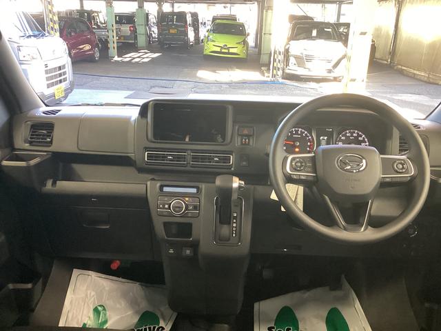 アトレー ＲＳ　衝突被害軽減ブレーキ　横滑り防止装置　４ＷＤ　オートハイビーム　アイドリングストップ　ステアリングスイッチ　オートライト　キーフリーシステム　オートエアコン　バックカメラ（16枚目）