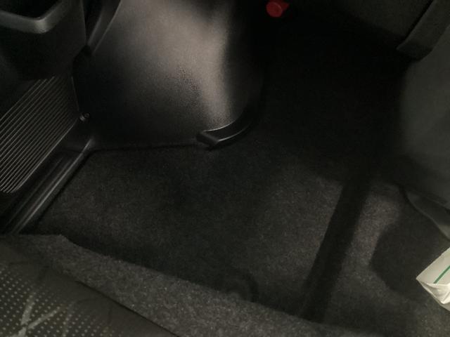 アトレー ＲＳ　衝突被害軽減ブレーキ　横滑り防止装置　４ＷＤ　オートハイビーム　アイドリングストップ　ステアリングスイッチ　オートライト　キーフリーシステム　オートエアコン　バックカメラ（25枚目）