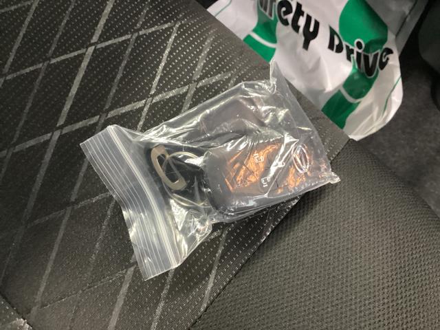 アトレー ＲＳ　衝突被害軽減ブレーキ　横滑り防止装置　４ＷＤ　オートハイビーム　アイドリングストップ　ステアリングスイッチ　オートライト　キーフリーシステム　オートエアコン　バックカメラ（35枚目）