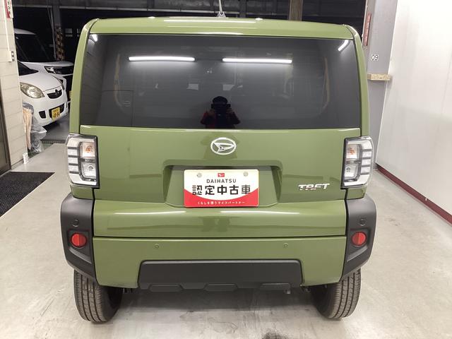 タフト Ｘ　衝突被害軽減ブレーキ　横滑り防止装置　オートハイビーム　アイドリングストップ　ステアリングスイッチ　オートライト　キーフリーシステム　オートエアコン（3枚目）