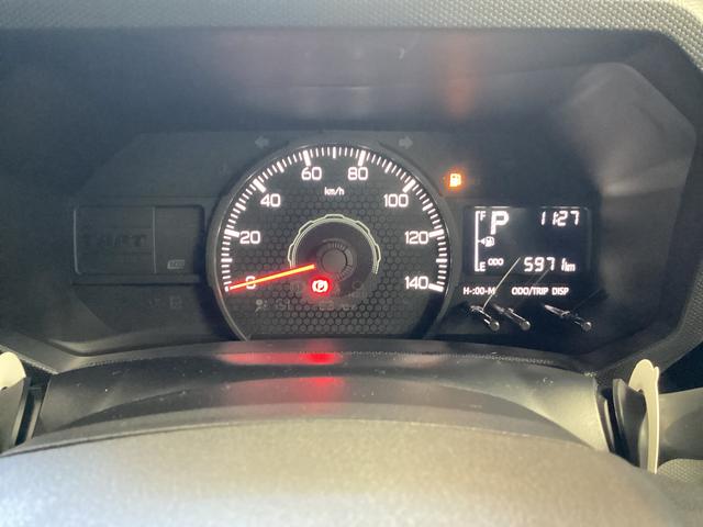 タフト X 衝突被害軽減ブレーキ 横滑り防止装置 オートハイビーム アイドリングストップ ステアリングスイッチ オートライト キーフリーシステム オートエアコン パノラマカメラ マット バックカメラ(30枚目)