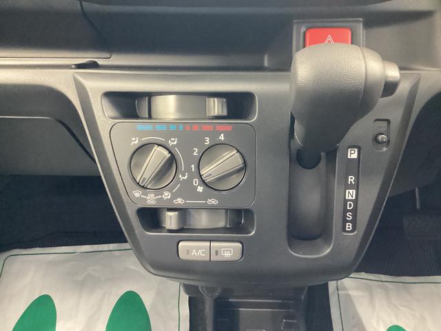 ミライース L SAIII 衝突被害軽減ブレーキ 横滑り防止装置 オートハイビーム アイドリングストップ オートライト キーレス エアコン バックカメラ マット バイザー(11枚目)