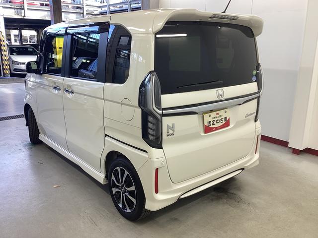 Ｎ－ＢＯＸカスタム Ｇ・ＥＸホンダセンシング　衝突被害軽減ブレーキ　横滑り防止装置　オートライト　キーフリーシステム　オートエアコン　ナビ　バックカメラ　ＥＴＣ　社外ドラレコ　マット　バイザー（9枚目）