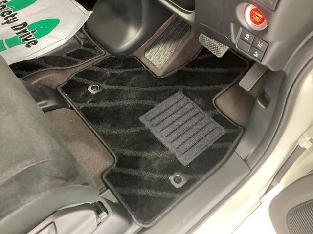 Ｎ－ＢＯＸカスタム Ｇ・ＥＸホンダセンシング　衝突被害軽減ブレーキ　横滑り防止装置　オートライト　キーフリーシステム　オートエアコン　ナビ　バックカメラ　ＥＴＣ　社外ドラレコ　マット　バイザー（24枚目）