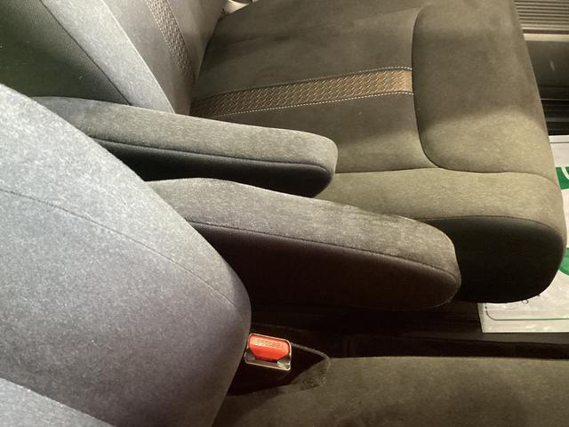 Ｎ－ＢＯＸカスタム Ｇ・ＥＸホンダセンシング　衝突被害軽減ブレーキ　横滑り防止装置　オートライト　キーフリーシステム　オートエアコン　ナビ　バックカメラ　ＥＴＣ　社外ドラレコ　マット　バイザー（37枚目）