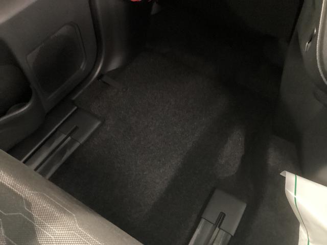 タント ファンクロス　衝突被害軽減ブレーキ　横滑り防止装置　オートハイビーム　アイドリングストップ　ステアリングスイッチ　オートライト　キーフリーシステム　オートエアコン　パノラマカメラ（25枚目）