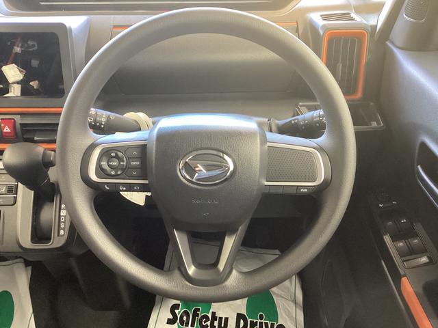 タント ファンクロス　衝突被害軽減ブレーキ　横滑り防止装置　オートハイビーム　アイドリングストップ　ステアリングスイッチ　オートライト　キーフリーシステム　オートエアコン　パノラマカメラ（27枚目）