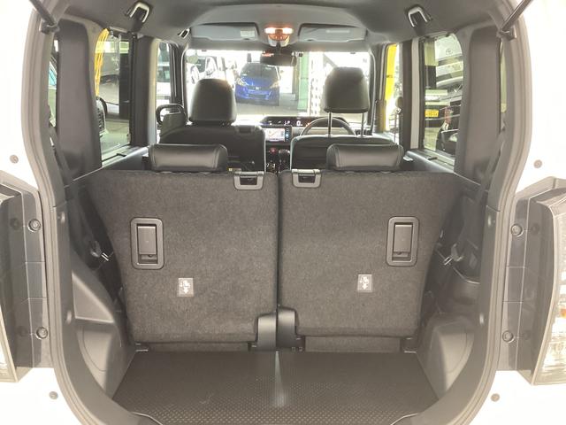 タント カスタムＸ　衝突被害軽減ブレーキ　横滑り防止装置　４ＷＤ　オートハイビーム　アイドリングストップ　ステアリングスイッチ　オートライト　キーフリーシステム　オートエアコン　ナビ　ドラレコ　パノラマカメラ　ＥＴＣ（15枚目）