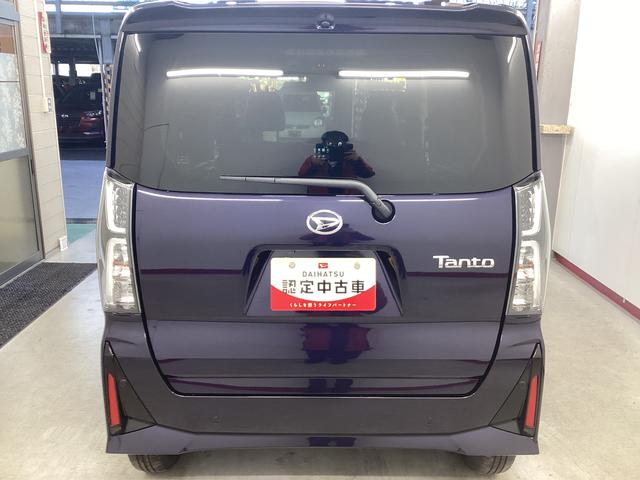 タント カスタムX 衝突被害軽減ブレーキ 横滑り防止装置 オートハイビーム アイドリングストップ ステアリングスイッチ オートライト キーフリーシステム オートエアコン ディスプレイオーディオ バックカメラ(3枚目)