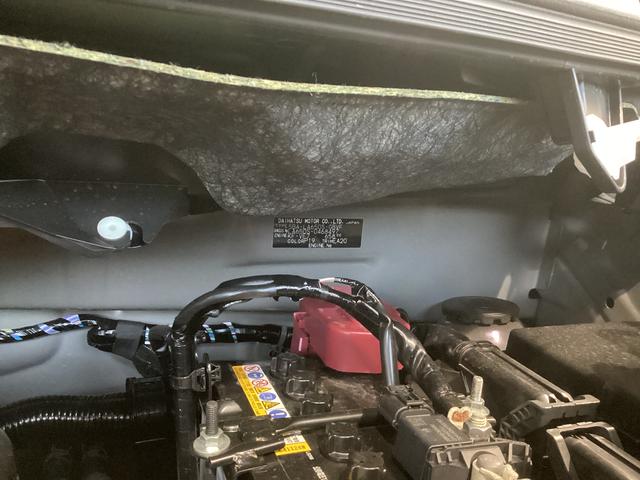 タント カスタムX 衝突被害軽減ブレーキ 横滑り防止装置 オートハイビーム アイドリングストップ ステアリングスイッチ オートライト キーフリーシステム オートエアコン ディスプレイオーディオ バックカメラ(18枚目)