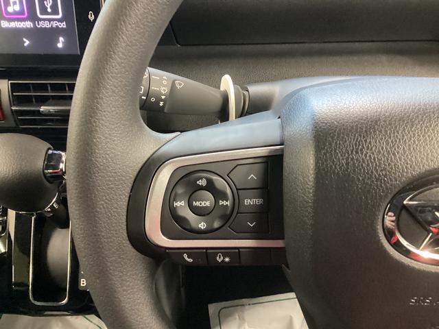 タント カスタムX 衝突被害軽減ブレーキ 横滑り防止装置 オートハイビーム アイドリングストップ ステアリングスイッチ オートライト キーフリーシステム オートエアコン ディスプレイオーディオ バックカメラ(28枚目)