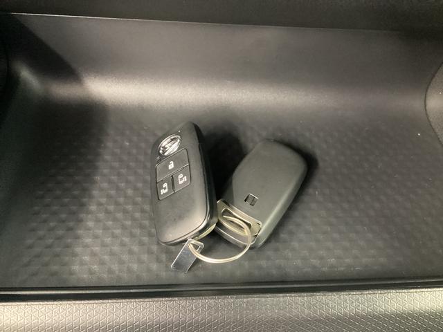 タント カスタムＲＳ　衝突被害軽減ブレーキ　横滑り防止装置　オートハイビーム　アイドリングストップ　ステアリングスイッチ　オートライト　キーフリーシステム　オートエアコン　ディスプレイオーディオ　バックカメラ（34枚目）