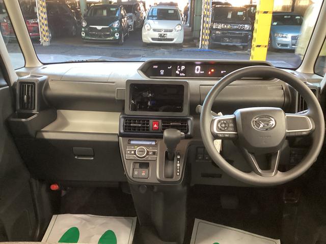 タント Ｘ　衝突被害軽減ブレーキ　横滑り防止装置　オートハイビーム　アイドリングストップ　ステアリングスイッチ　オートライト　キーフリーシステム　オートエアコン　バックカメラ（16枚目）