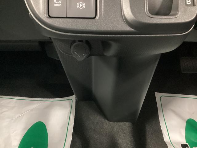 タント Ｘ　衝突被害軽減ブレーキ　横滑り防止装置　オートハイビーム　アイドリングストップ　ステアリングスイッチ　オートライト　キーフリーシステム　オートエアコン　バックカメラ（31枚目）