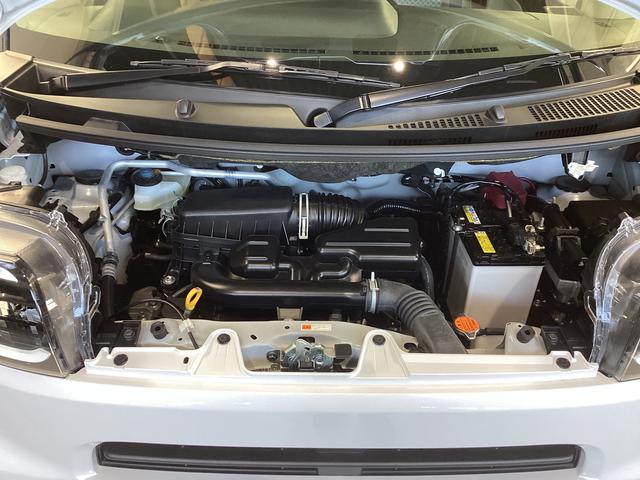 タント Ｘ　衝突被害軽減ブレーキ　横滑り防止装置　オートハイビーム　アイドリングストップ　ステアリングスイッチ　オートライト　キーフリーシステム　オートエアコン　バックカメラ（17枚目）