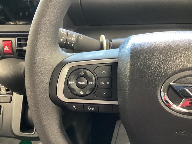 タント Ｘ　衝突被害軽減ブレーキ　横滑り防止装置　オートハイビーム　アイドリングストップ　ステアリングスイッチ　オートライト　キーフリーシステム　オートエアコン　バックカメラ（28枚目）