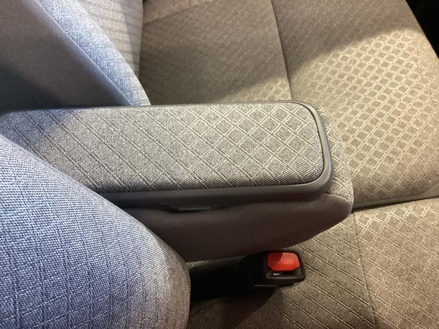 タント Ｘ　衝突被害軽減ブレーキ　横滑り防止装置　オートハイビーム　アイドリングストップ　ステアリングスイッチ　オートライト　キーフリーシステム　オートエアコン　バックカメラ（37枚目）