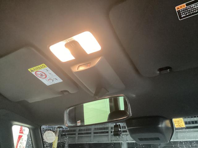 タント カスタムＲＳ　衝突被害軽減ブレーキ　横滑り防止装置　オートハイビーム　アイドリングストップ　ステアリングスイッチ　オートライト　キーフリーシステム　オートエアコン　ナビ　ドラレコ　パノラマカメラ　マット　バイザー（37枚目）