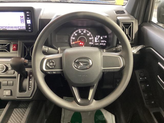 タフト Ｘ　衝突被害軽減ブレーキ　横滑り防止装置　４ＷＤ　オートハイビーム　アイドリングストップ　ステアリングスイッチ　オートライト　キーフリーシステム　オートエアコン　ナビ　ドラレコ　ＥＴＣ　マット（27枚目）