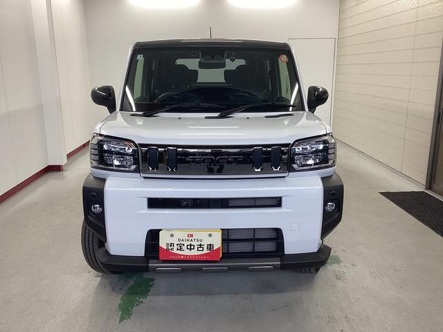 タフト Ｇ　ダーククロムベンチャー　衝突被害軽減ブレーキ　横滑り防止装置　オートハイビーム　アイドリングストップ　ステアリングスイッチ　オートライト　キーフリーシステム　オートエアコン　ナビ　ドラレコ　ＥＴＣ　マット（2枚目）