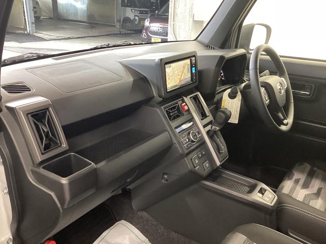 タフト Ｇ　ダーククロムベンチャー　衝突被害軽減ブレーキ　横滑り防止装置　オートハイビーム　アイドリングストップ　ステアリングスイッチ　オートライト　キーフリーシステム　オートエアコン　ナビ　ドラレコ　ＥＴＣ　マット（12枚目）