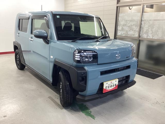 タフト Ｘ　衝突被害軽減ブレーキ　横滑り防止装置　オートハイビーム　アイドリングストップ　ステアリングスイッチ　オートライト　キーフリーシステム　オートエアコン　パノラマカメラ　マット　バイザー（6枚目）