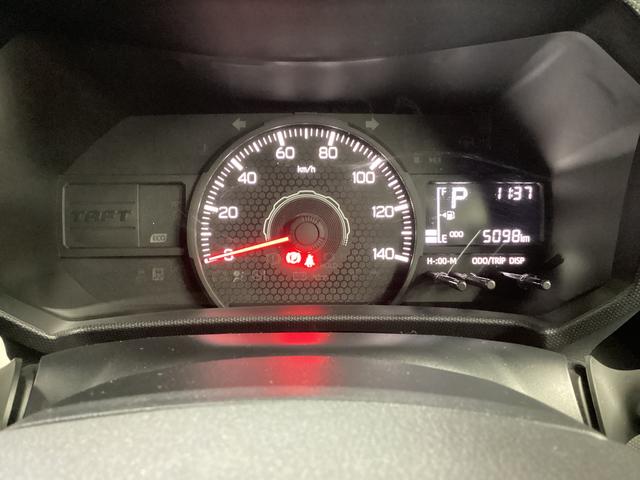 タフト Ｘ　衝突被害軽減ブレーキ　横滑り防止装置　オートハイビーム　アイドリングストップ　ステアリングスイッチ　オートライト　キーフリーシステム　オートエアコン　パノラマカメラ　マット　バイザー（30枚目）