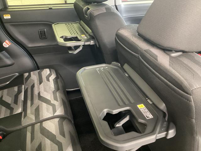 タント ファンクロスターボ　衝突被害軽減ブレーキ　横滑り防止装置　オートハイビーム　アイドリングストップ　ステアリングスイッチ　オートライト　キーフリーシステム　オートエアコン　パノラマカメラ　マット　バイザー（34枚目）