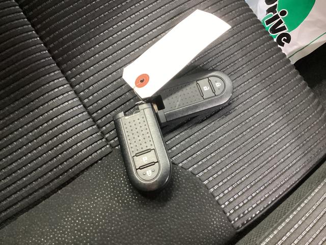 ムーヴ ＸリミテッドＩＩ　ＳＡＩＩＩ　衝突被害軽減ブレーキ　横滑り防止装置　オートハイビーム　アイドリングストップ　ステアリングスイッチ　オートライト　キーフリーシステム　オートエアコン　バックカメラ　マット　バイザー（34枚目）