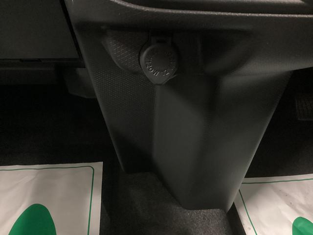 タント Ｘ　衝突被害軽減ブレーキ　横滑り防止装置　オートハイビーム　アイドリングストップ　ステアリングスイッチ　オートライト　キーフリーシステム　オートエアコン　バックカメラ（31枚目）