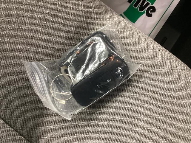 タント Ｘ　衝突被害軽減ブレーキ　横滑り防止装置　オートハイビーム　アイドリングストップ　ステアリングスイッチ　オートライト　キーフリーシステム　オートエアコン　バックカメラ（37枚目）