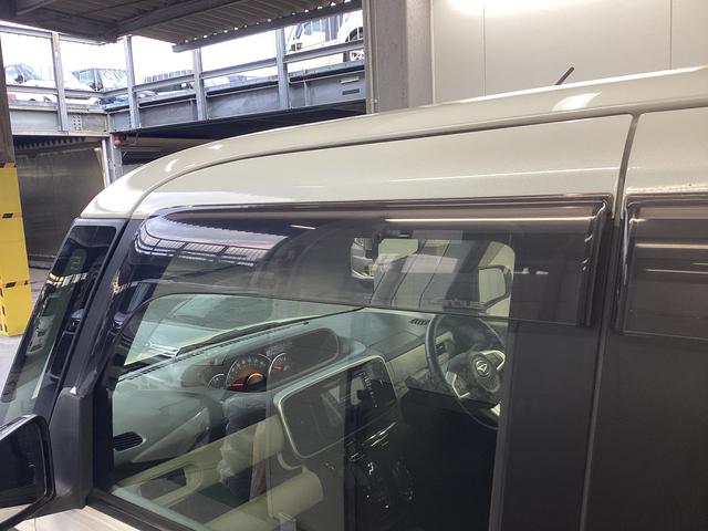 ムーヴキャンバス Ｇブラックアクセントリミテッド　ＳＡＩＩＩ　衝突被害軽減ブレーキ　横滑り防止装置　オートハイビーム　アイドリングストップ　ステアリングスイッチ　オートライト　キーフリーシステム　オートエアコン　ナビ　ドラレコ　パノラマカメラ　マット　バイザー（23枚目）