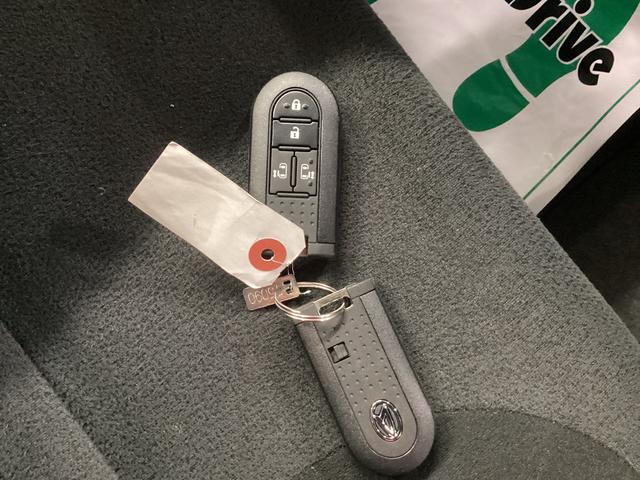 ムーヴキャンバス Ｇブラックアクセントリミテッド　ＳＡＩＩＩ　衝突被害軽減ブレーキ　横滑り防止装置　オートハイビーム　アイドリングストップ　ステアリングスイッチ　オートライト　キーフリーシステム　オートエアコン　ナビ　ドラレコ　パノラマカメラ　マット　バイザー（38枚目）