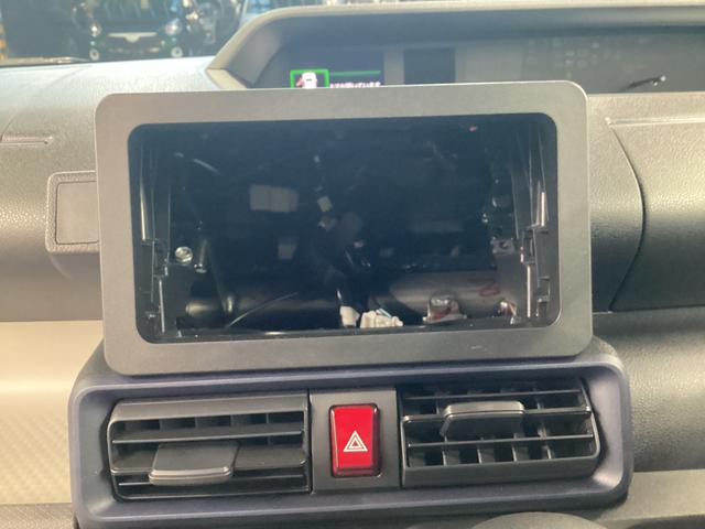 タント Ｘ　衝突被害軽減ブレーキ　横滑り防止装置　オートハイビーム　アイドリングストップ　ステアリングスイッチ　オートライト　キーフリーシステム　オートエアコン　バックカメラ（10枚目）