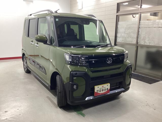 タント ファンクロスターボ 衝突被害軽減ブレーキ 横滑り防止装置 オートハイビーム アイドリングストップ ステアリングスイッチ オートライト キーフリーシステム オートエアコン ディスプレイオーディオ バックカメラ ETC(6枚目)