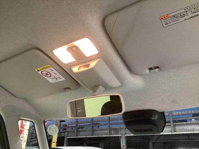 タント ファンクロスターボ 衝突被害軽減ブレーキ 横滑り防止装置 オートハイビーム アイドリングストップ ステアリングスイッチ オートライト キーフリーシステム オートエアコン ディスプレイオーディオ バックカメラ ETC(37枚目)