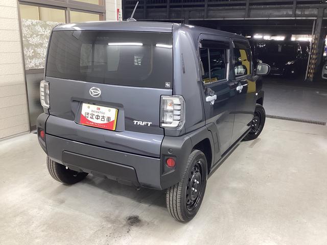 タフト Ｘ　衝突被害軽減ブレーキ　横滑り防止装置　オートハイビーム　アイドリングストップ　ステアリングスイッチ　オートライト　キーフリーシステム　オートエアコン　パノラマカメラ　マット　バイザー（8枚目）