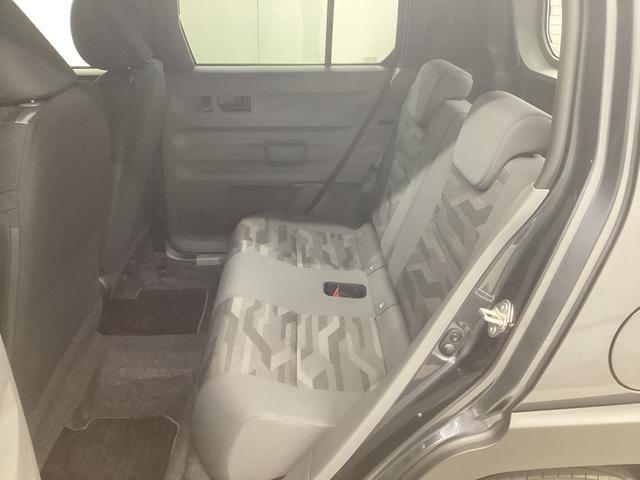 タフト Ｘ　衝突被害軽減ブレーキ　横滑り防止装置　オートハイビーム　アイドリングストップ　ステアリングスイッチ　オートライト　キーフリーシステム　オートエアコン　パノラマカメラ　マット　バイザー（14枚目）