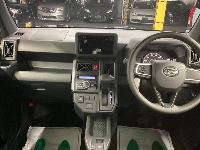 タフト Ｘ　衝突被害軽減ブレーキ　横滑り防止装置　オートハイビーム　アイドリングストップ　ステアリングスイッチ　オートライト　キーフリーシステム　オートエアコン　パノラマカメラ　マット　バイザー（16枚目）